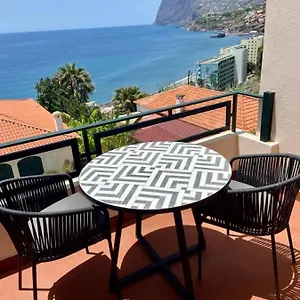 Ocean Cliffs Apartament